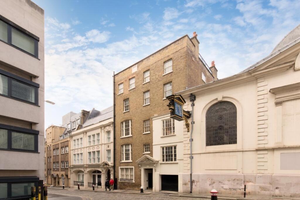 1 Bed With Roof Terrace Appartement *