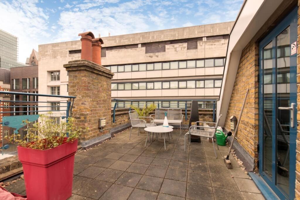 1 Bed With Roof Terrace Appartement